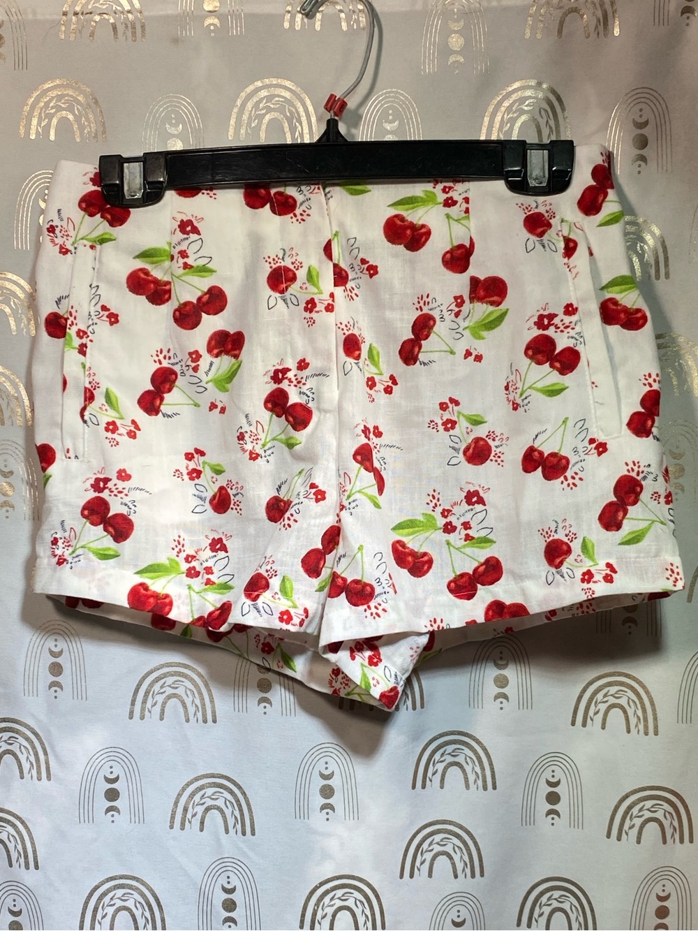 Haute Monde White Cherry-Print Bermuda Shorts